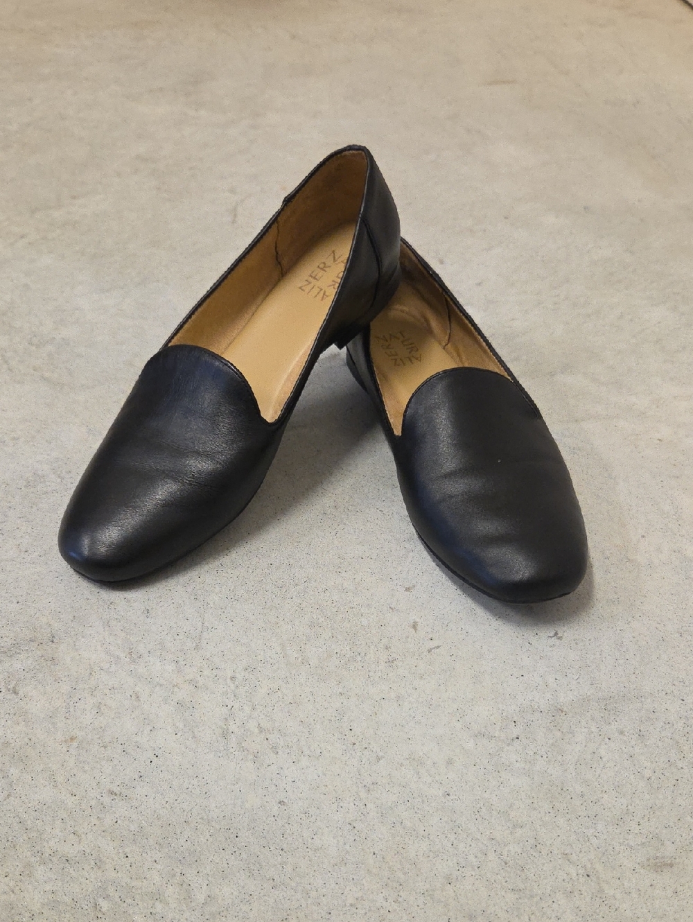 Naturalizer Women's Black Leather Slip-On Loafers - Comfortable Flats Size 9.5